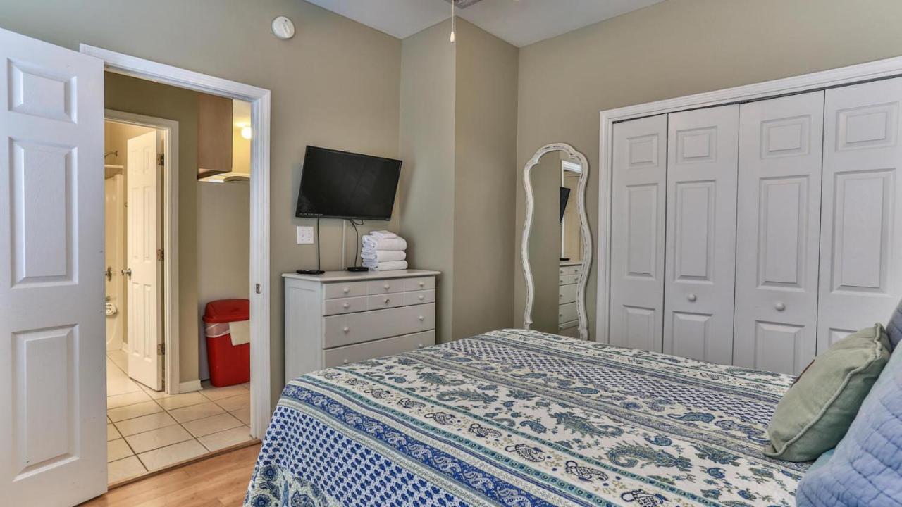 Biglows Bungalow - About A Quarter Mile To Private Neighborhood Beach Access, Pet Friendly, Community Pool デスティン エクステリア 写真